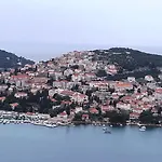 Pavo Dubrovnik
