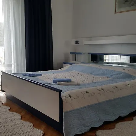 Apartman Pavo *