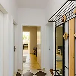 Pavo דירה *