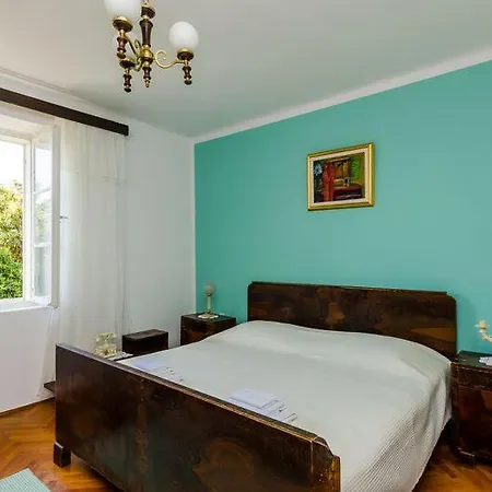 Pavo Daire Dubrovnik