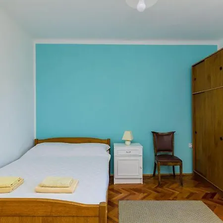 Apartment Pavo *